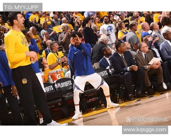 勇士与灰熊激战正酣虎扑热议赛场精彩瞬间与球员表现